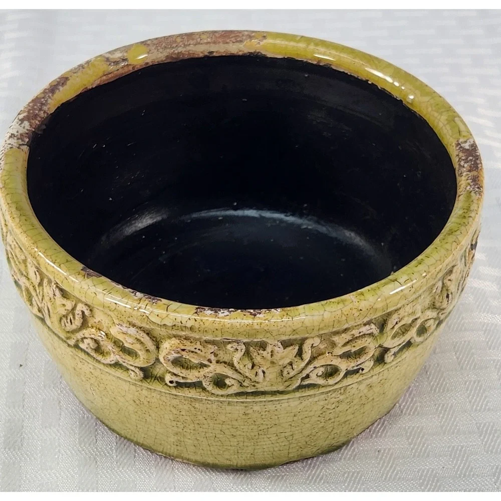 Vintage Green Pottery Embossed Design Includes Potpouri Accents